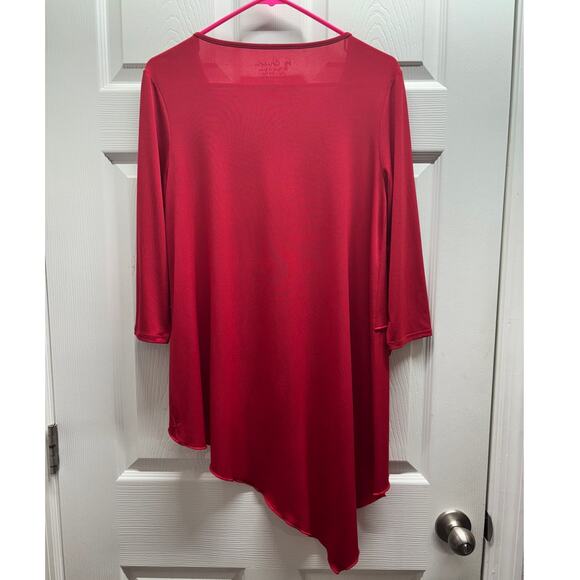 Chico's Size Small (0) Red Scoop Neck 3/4 Sleeve Asymmetric Hem Layered Top - Picture 2 of 4